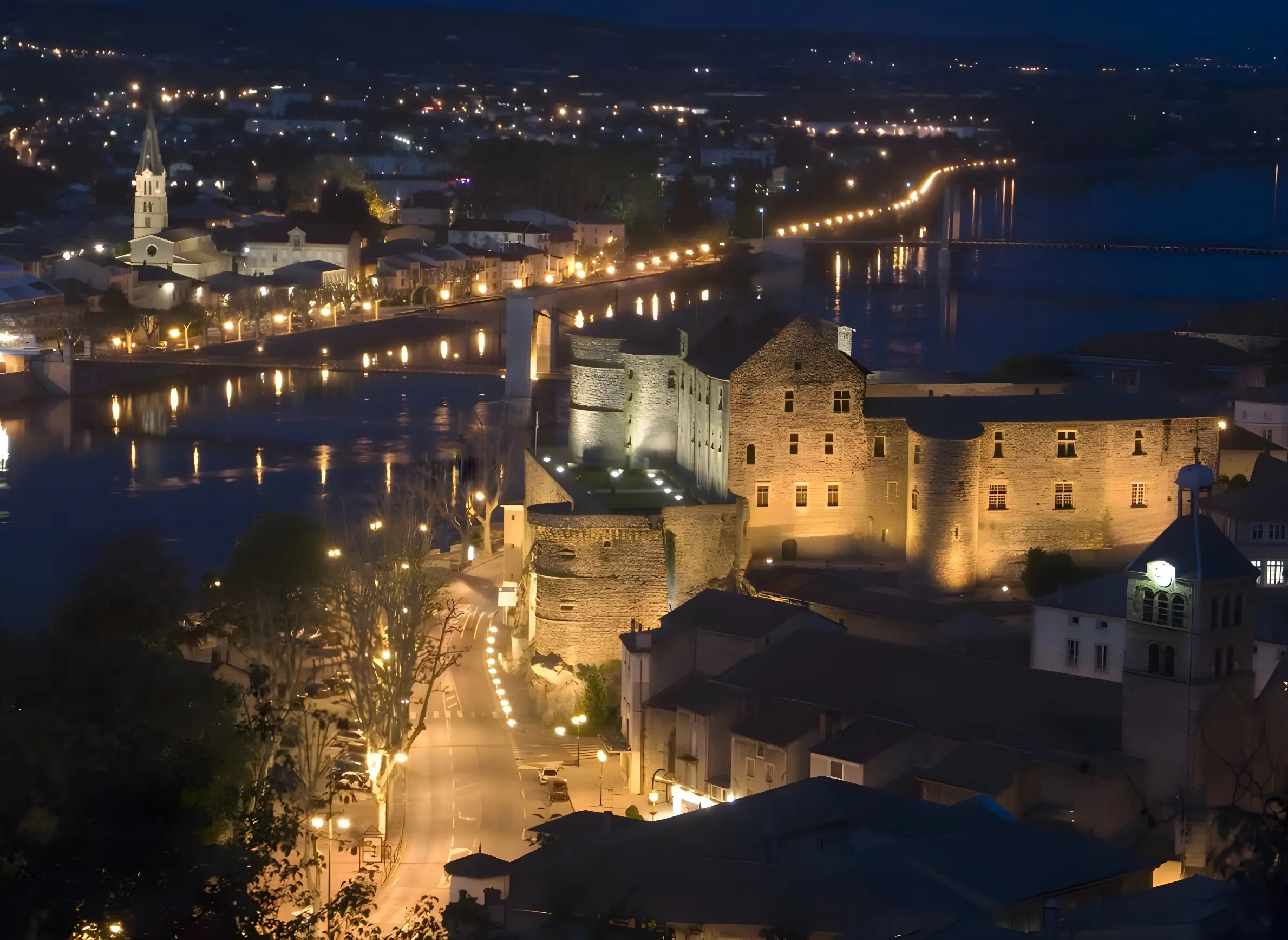 Ch&acirc;teau de Tournon